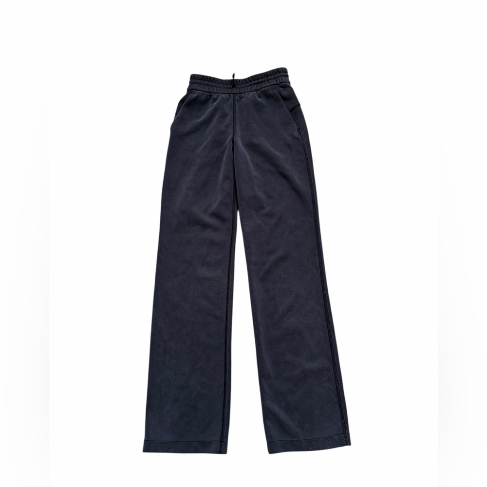 Lululemon Softstreme High-Rise Pant
Black size 2 - Picture 3 of 5